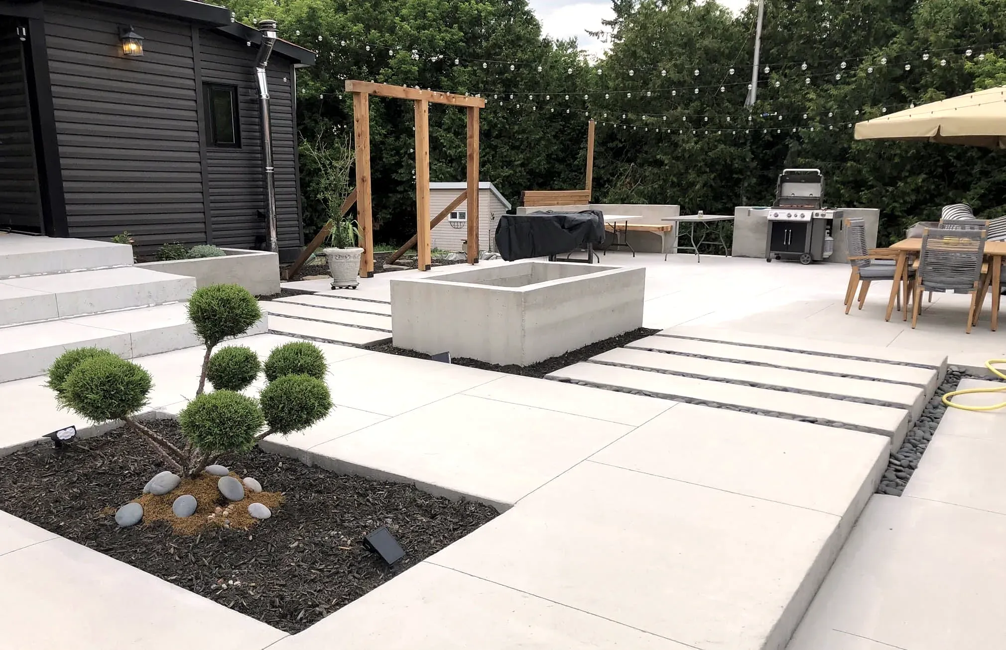 Projet de béton contemporain réalisé par Prestigia en Outaouais.