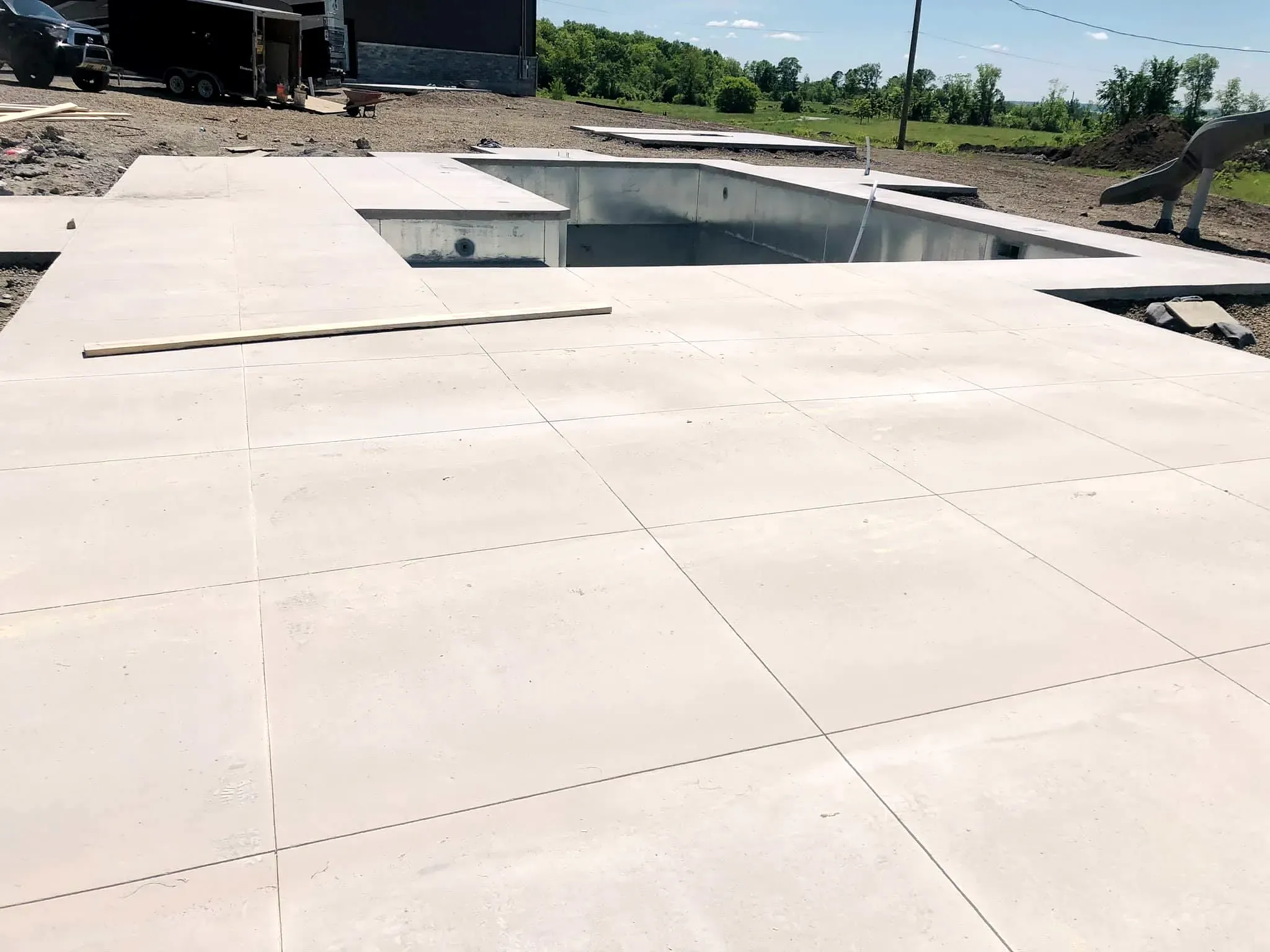 Projet de béton contemporain réalisé par Prestigia en Outaouais.