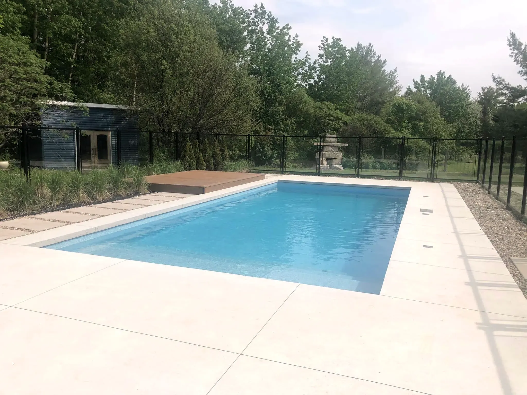 Projet de béton contemporain réalisé par Prestigia en Outaouais.